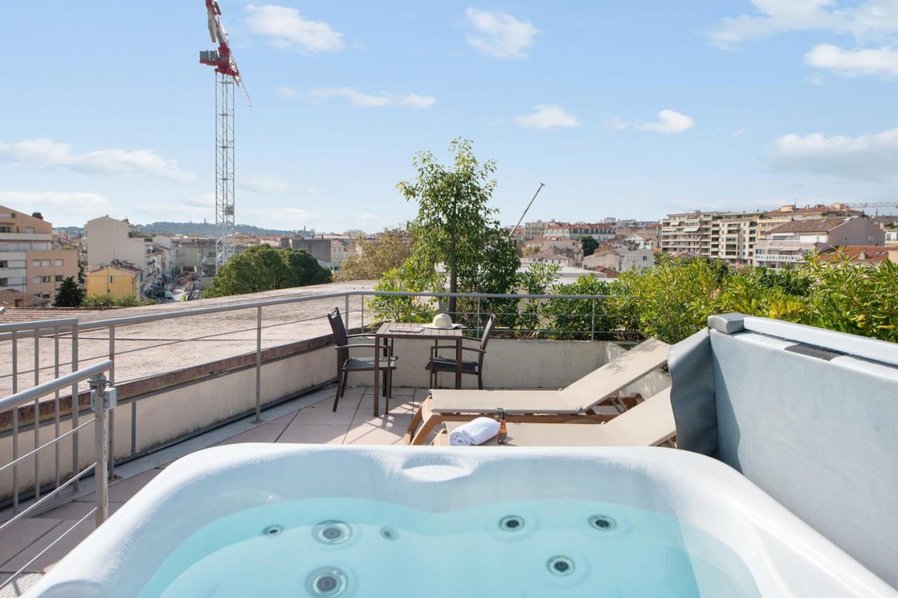 Residence Pierre & Vacances Premium Port Prestige Antibes Exteriör bild